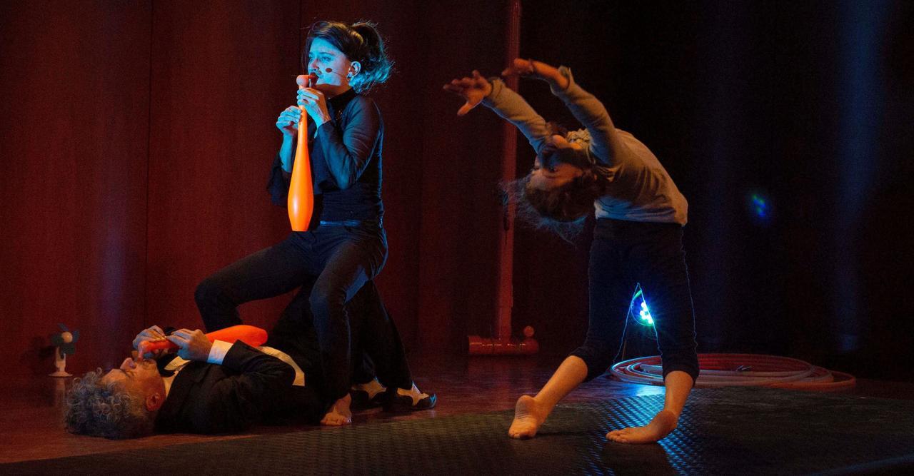 Una domenica con il teatro ragazzi tra pescatori di emozioni e tubi sonori