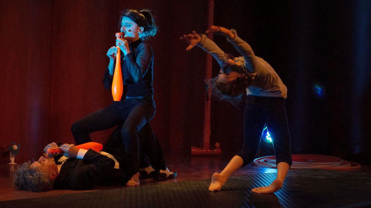 Una domenica con il teatro ragazzi tra pescatori di emozioni e tubi sonori