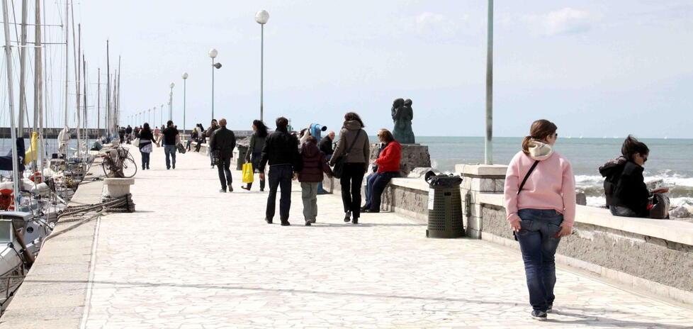 
	Il molo a Viareggio (foto d'archivio)


