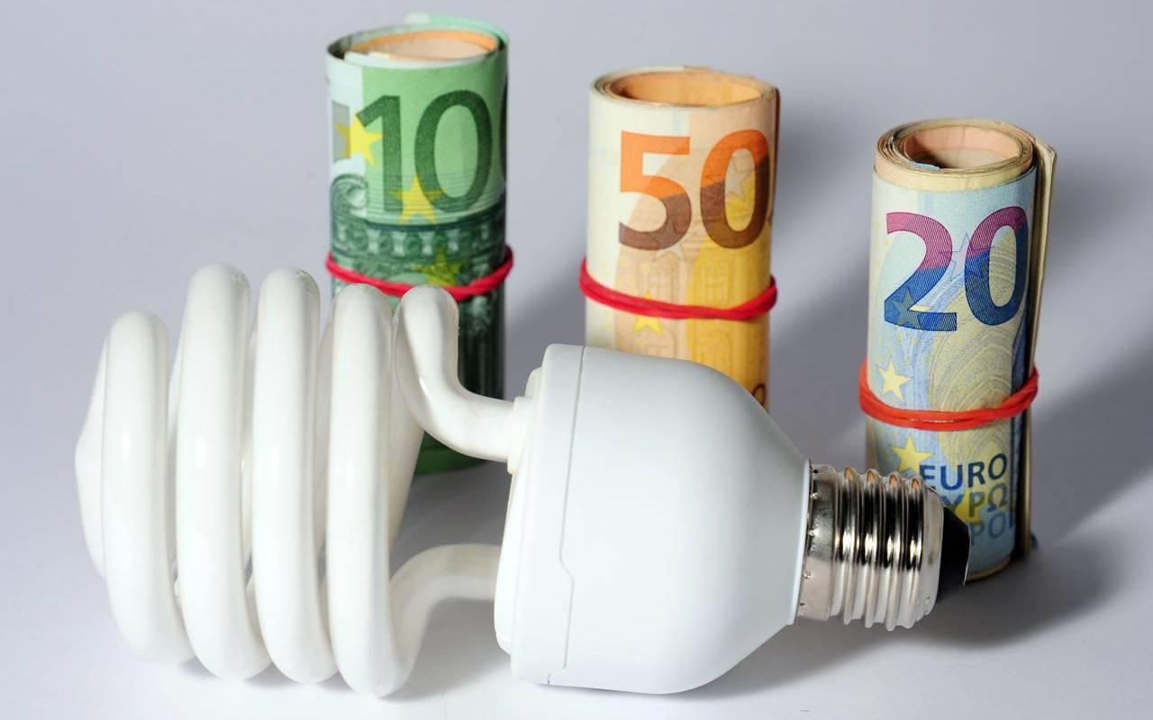 Povertà energetica in Italia: oltre 2 milioni di famiglie non riescono a pagare le bollette, il dato più alto dal 1997