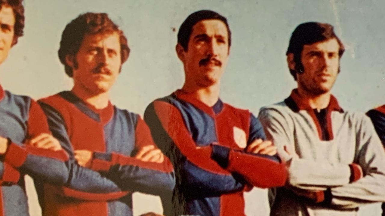 Calcio, edilizia e il grande amore per la Torres: chi era “il baffo” Enzo Gavini