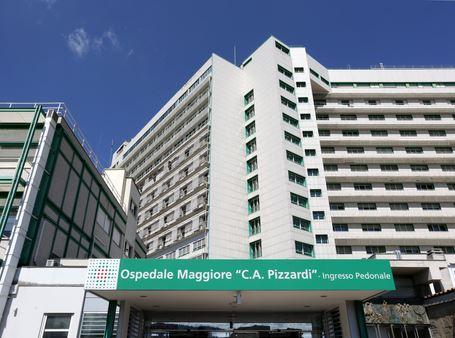 Accusa un operatore sanitario di averla violentata in ospedale a Bologna