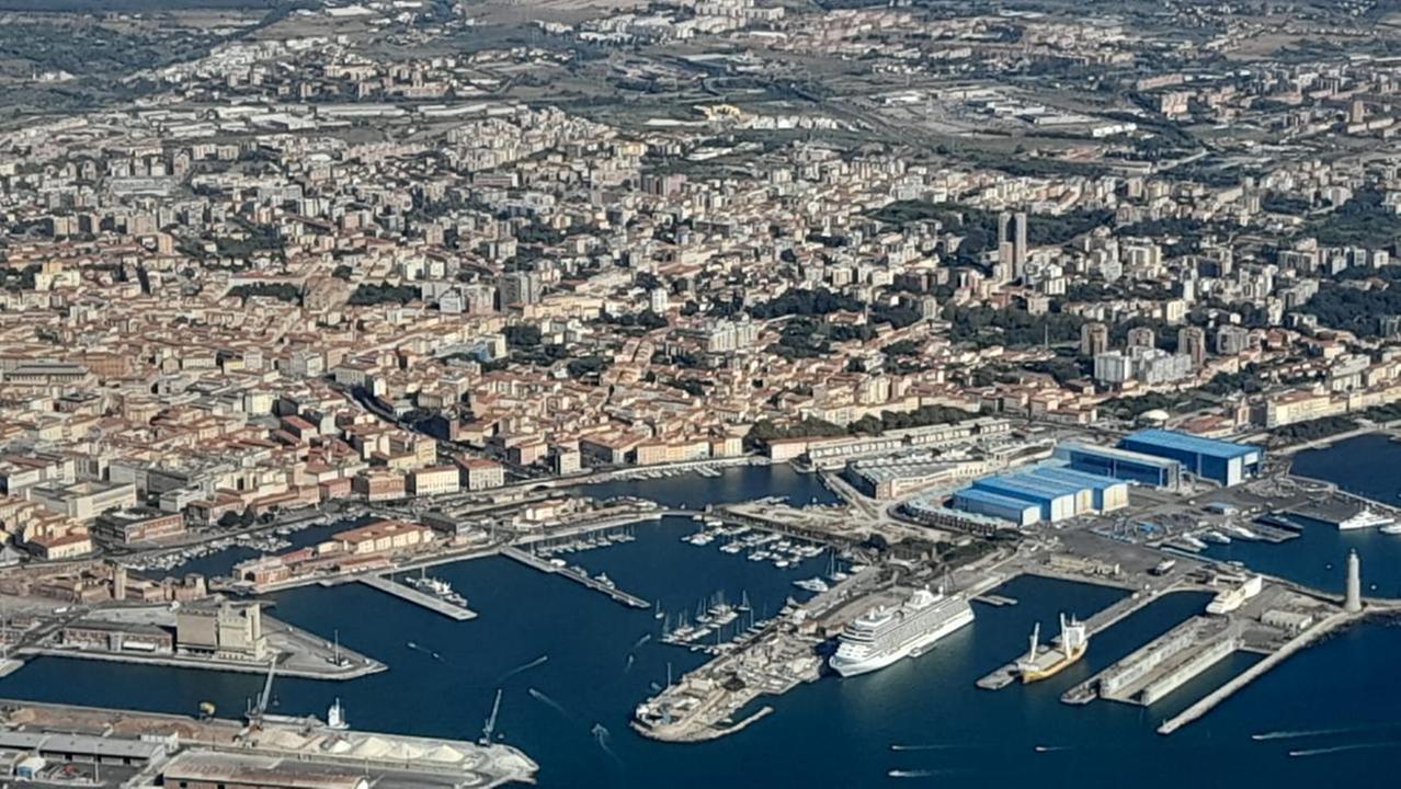 Il porto e la città