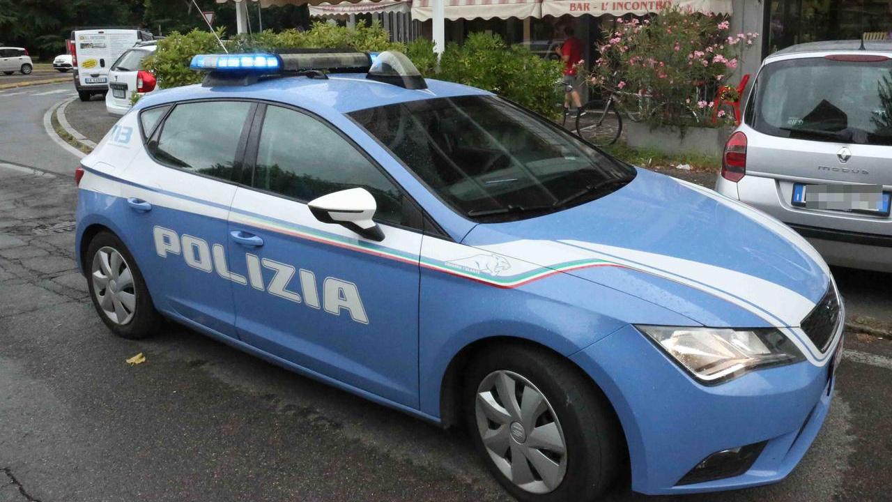 Accoltellato in via Zanichelli: due arrestati per tentato omicidio