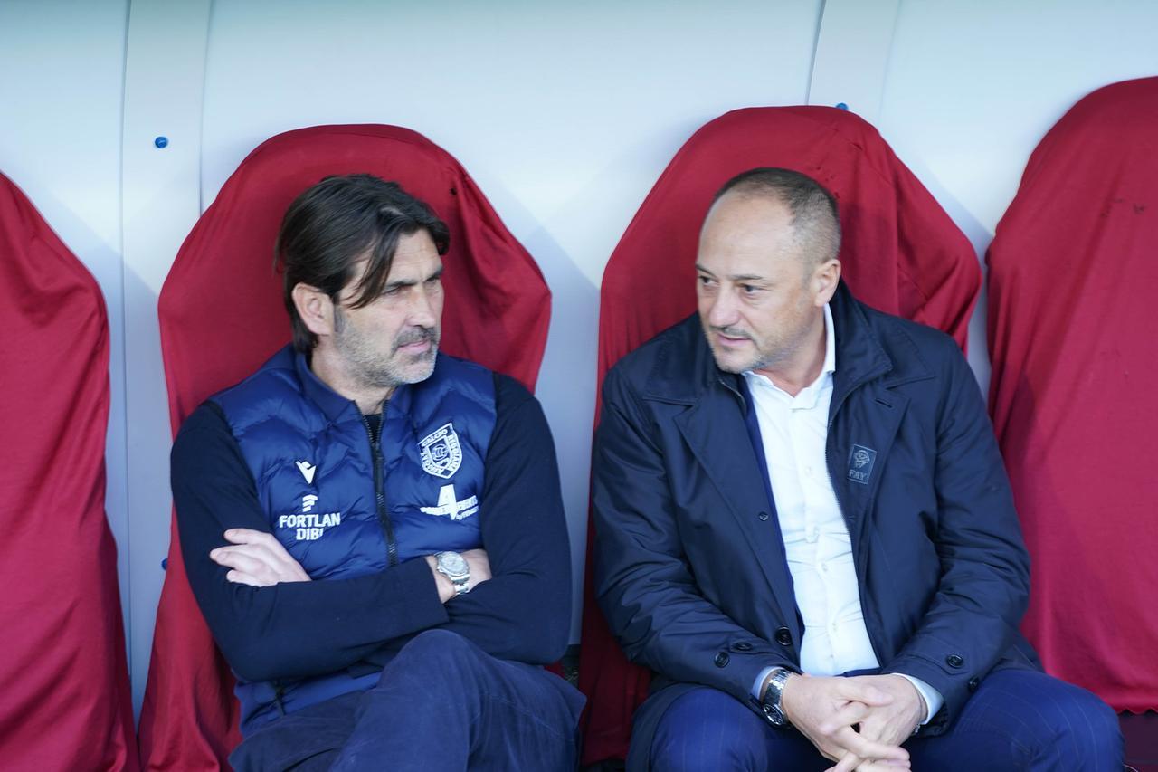 Reggiana in bilico: Viali resta (per ora), ma la svolta potrebbe arrivare oggi