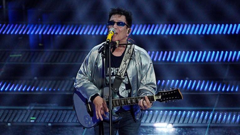 Edoardo Bennato torna nell’isola in concerto a Cagliari: ecco quando