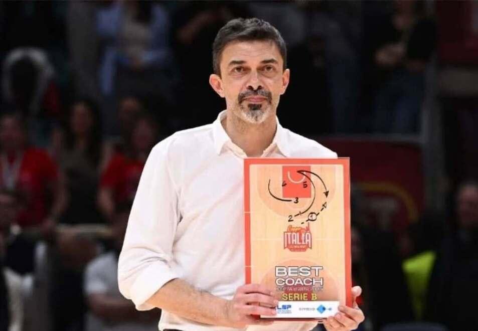 Basket, coach Del Re e il trionfo di Montecatini in Coppa Italia: «Da giovane volevo smettere, una poesia di Kipling mi ha cambiato»<br>
