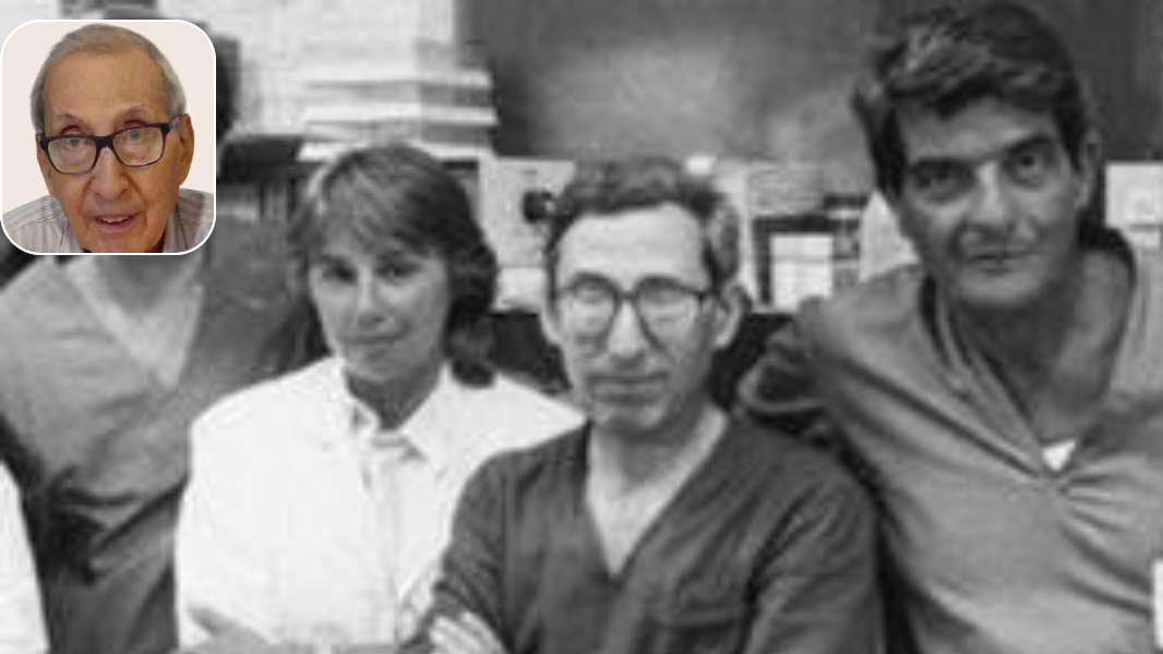 
	Il professor Licinio Contu con l'&eacute;quipe con cui esegu&igrave; il primo trapianto di midollo osseo in Sardegna

