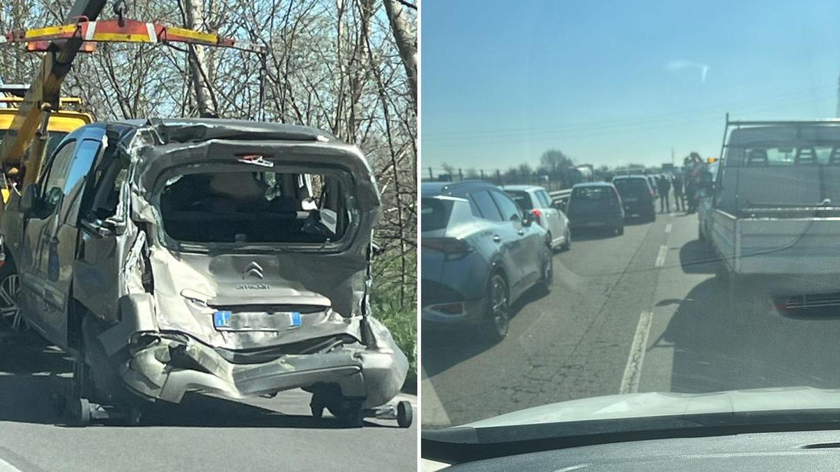 Un'auto coinvolta nell'incidente e il traffico