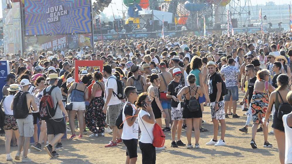 Il Jova Beach Party nel 2019 al Molo 1 bis
