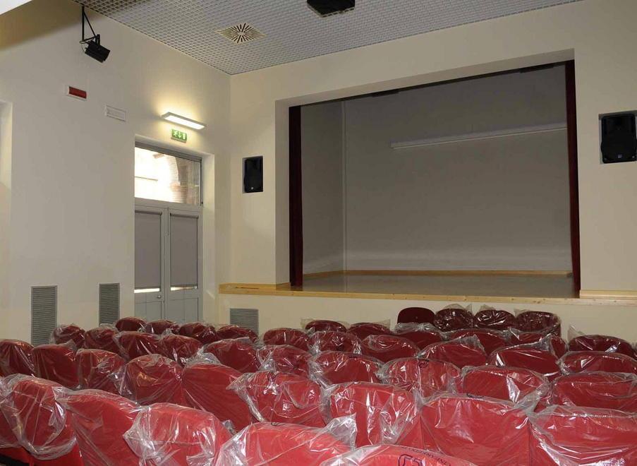 Cambio di gestione al Tete dura polemica con il parroco