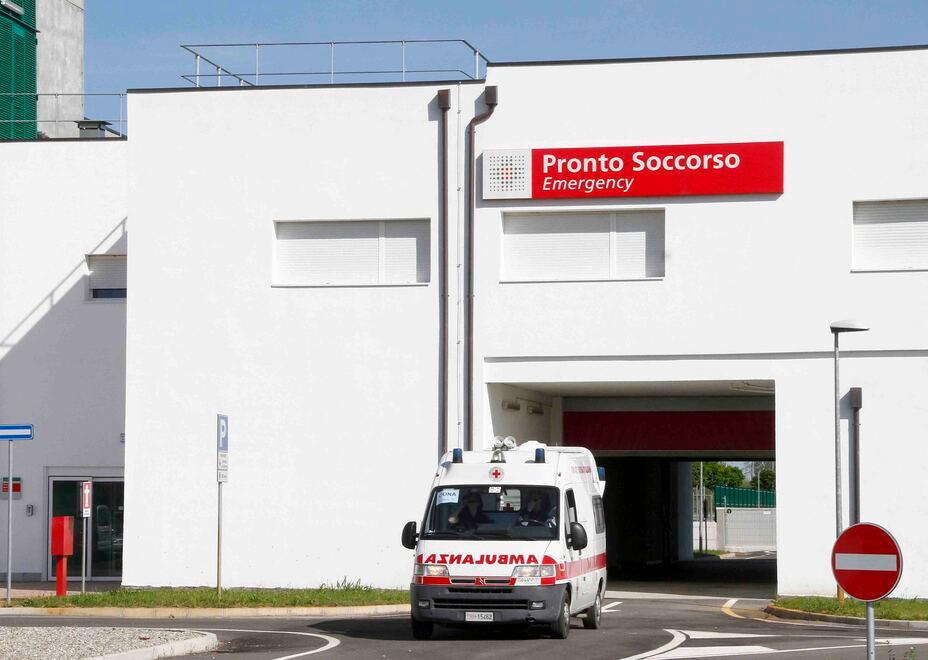 “Anziano cardiopatico in barella 24 ore” al Pronto soccorso dell'ospedale di Cona