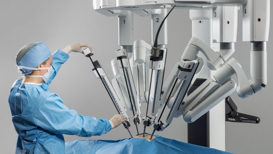 Il robot Da Vinci XI all’ospedale Versilia