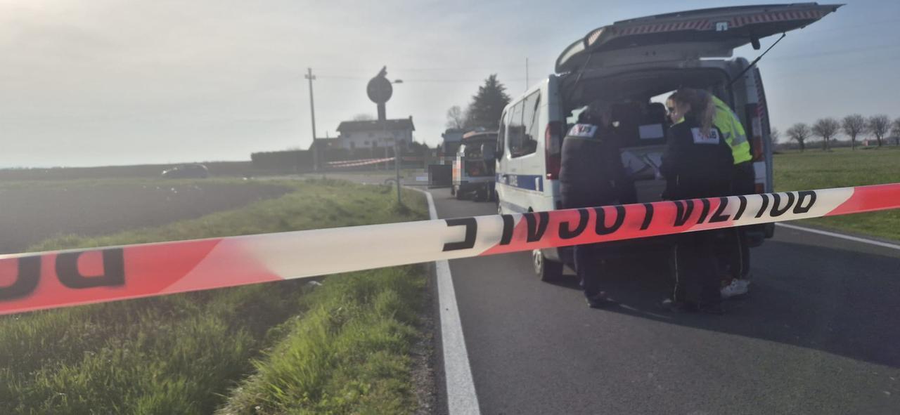
	L'incrocio tra via Viazza e via Liberazione dove &egrave; avvenuto l'incidente

