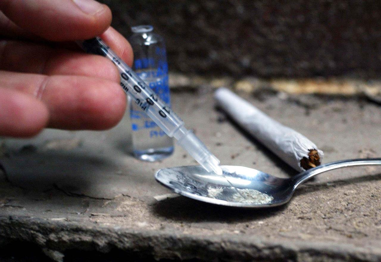 Spaccio di eroina e cocaina, chiesto il carcere per sei persone