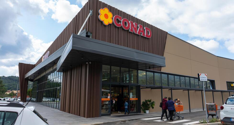 
	Il nuovo Conad a Marina di Campo

