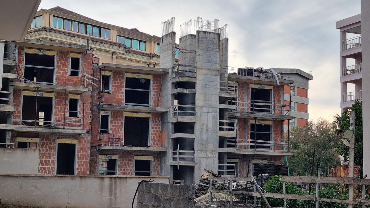 Sassari, ancora all’asta i palazzi incompiuti fra via Amendola e via Matteotti