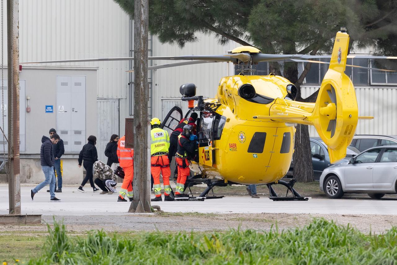 Cade dentro il silos e muore, tragedia in un’azienda di Codigoro
