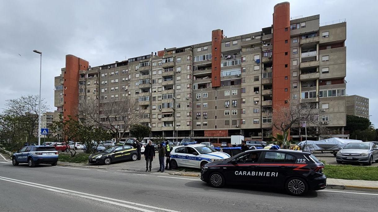 Maxi operazione per la legalità a Cagliari, identificate 487 persone