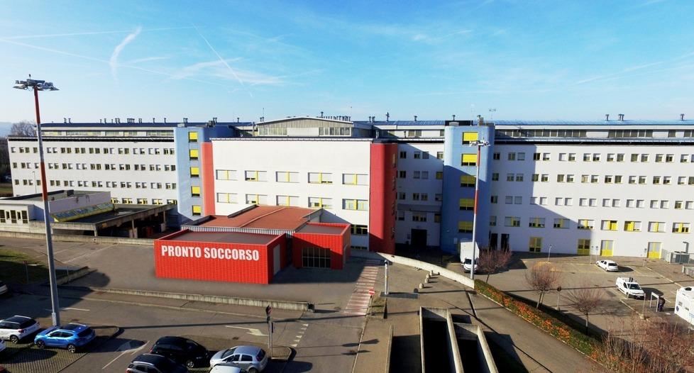 Agenti accusati di tortura, infermiera e medici dell’ospedale: «Violenza inaudita sul paziente»