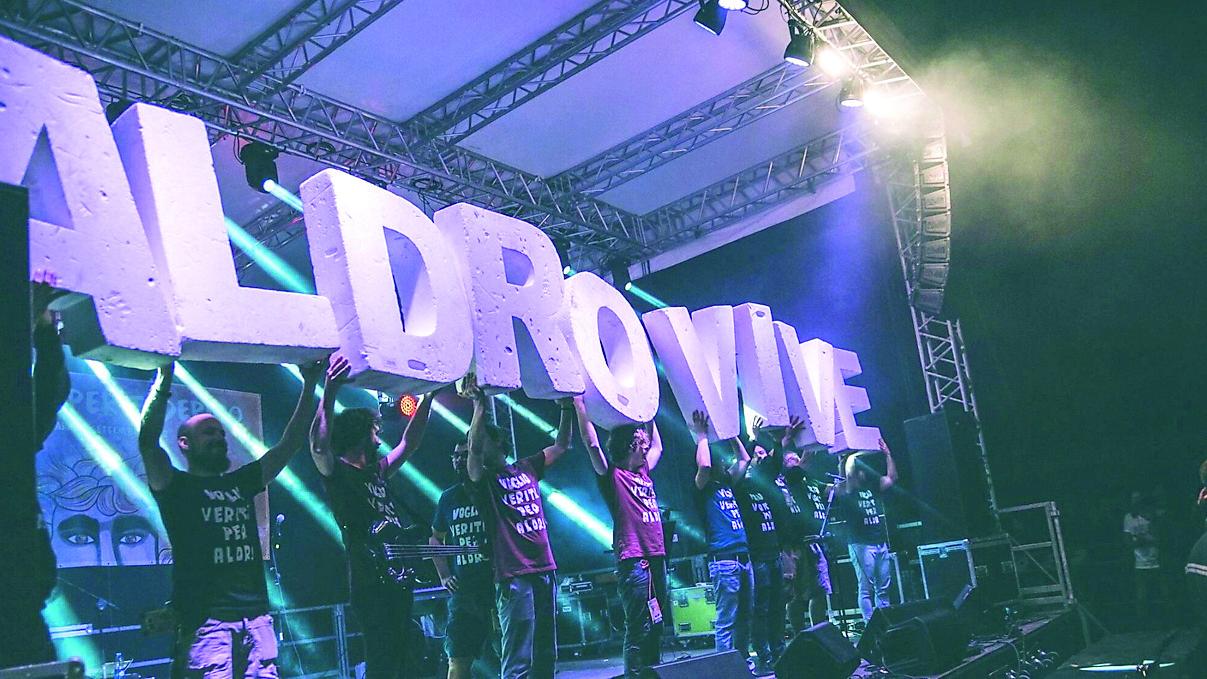 Il Comitato per non dimenticare Federico Aldrovandi: “Ferrara dovrebbe intitolargli un luogo”