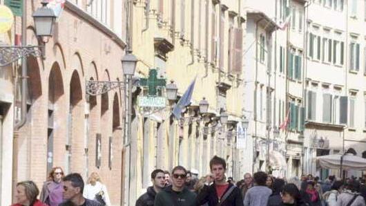 Pisa, un negozio su cinque ha chiuso. Reggono le attività turistiche<br>