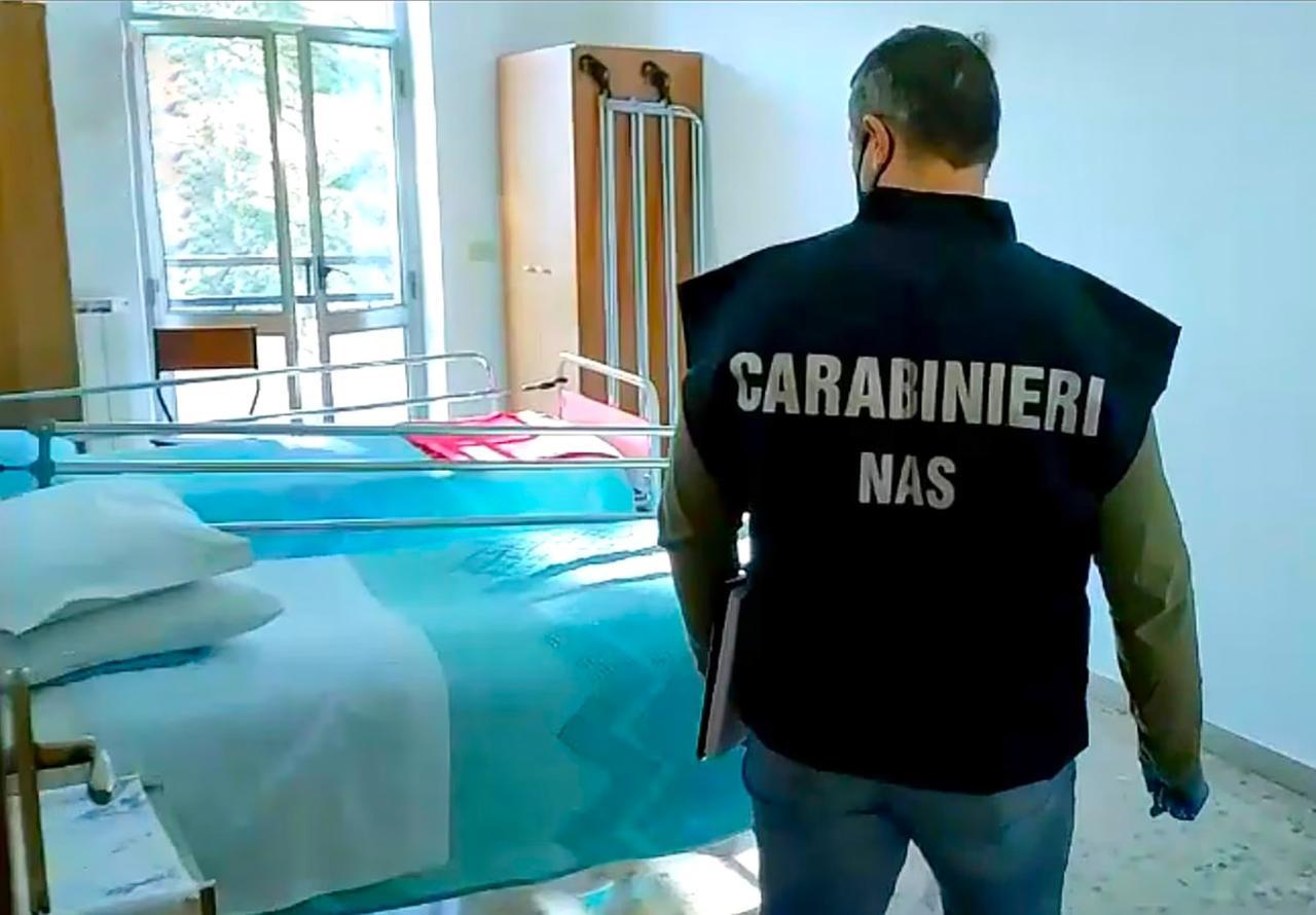 Controlli dei Nas a Reggio: multato un albergatore della Bassa e fatta cessare l’attività di una affittacamere abusivo