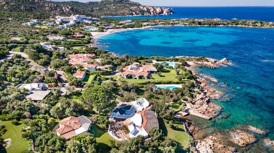 La Costa Smeralda è la più cara d’Italia, ville a 32mila euro al metro quadro