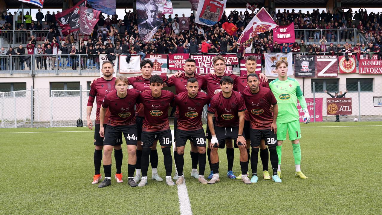 Gli amaranto nell'ultimo match (foto Nucci)