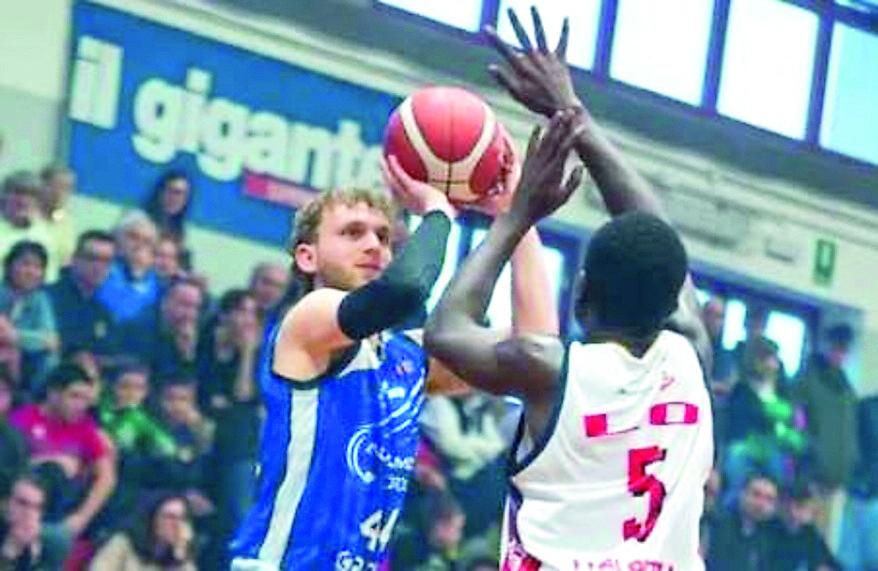 La Ferrara Basket sa ancora vincere, Mantova resiste ma Marchini la stende
