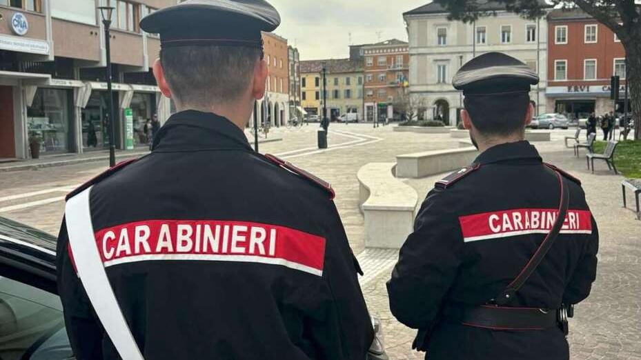 Sfrattate di casa a Portomaggiore, madre e figlia accusano il proprietario di averle aggredite