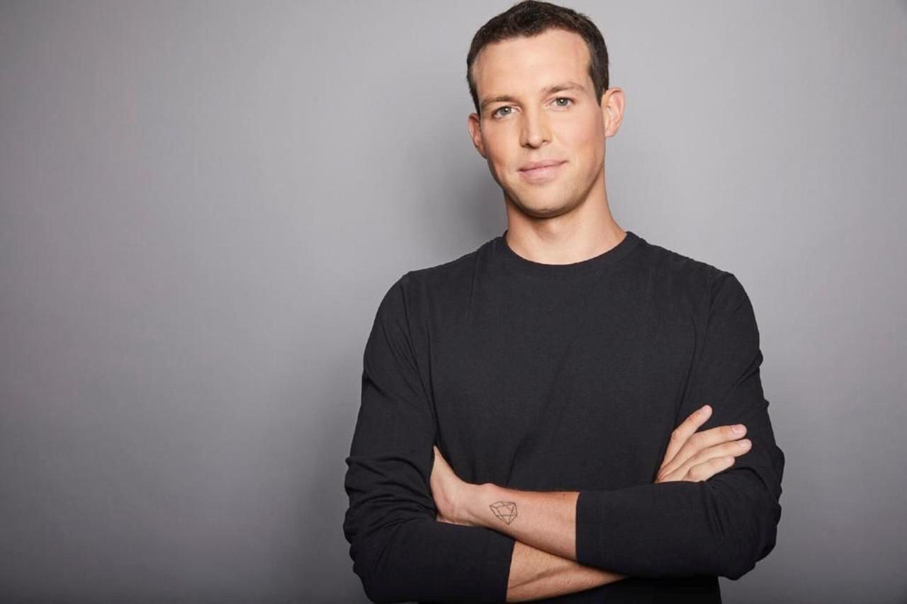 Chi è Brendan Blumer, proprietario della villa da 160 milioni in Costa Smeralda