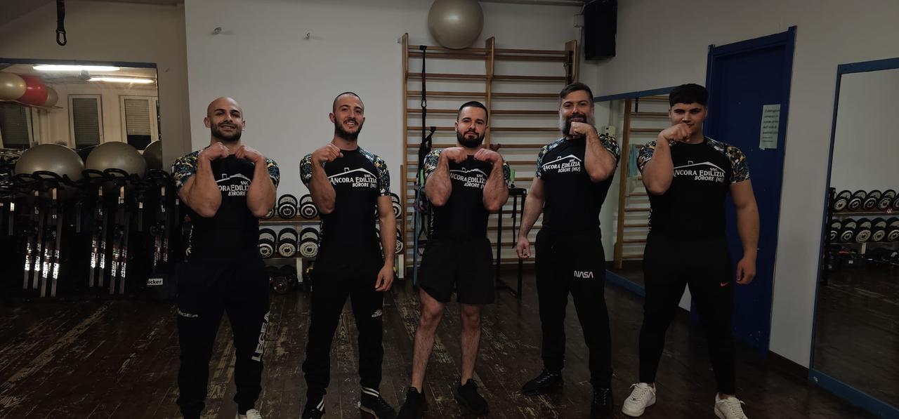 A Nuoro la scuola per diventare campioni di braccio di ferro