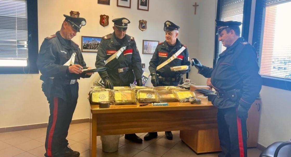 Nel camion 42 chili di cocaina, i corrieri della droga si giustificano: «Ci servivano soldi»