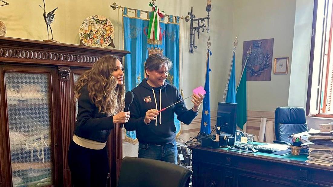 
	Chiara Squaglia con il sindaco

