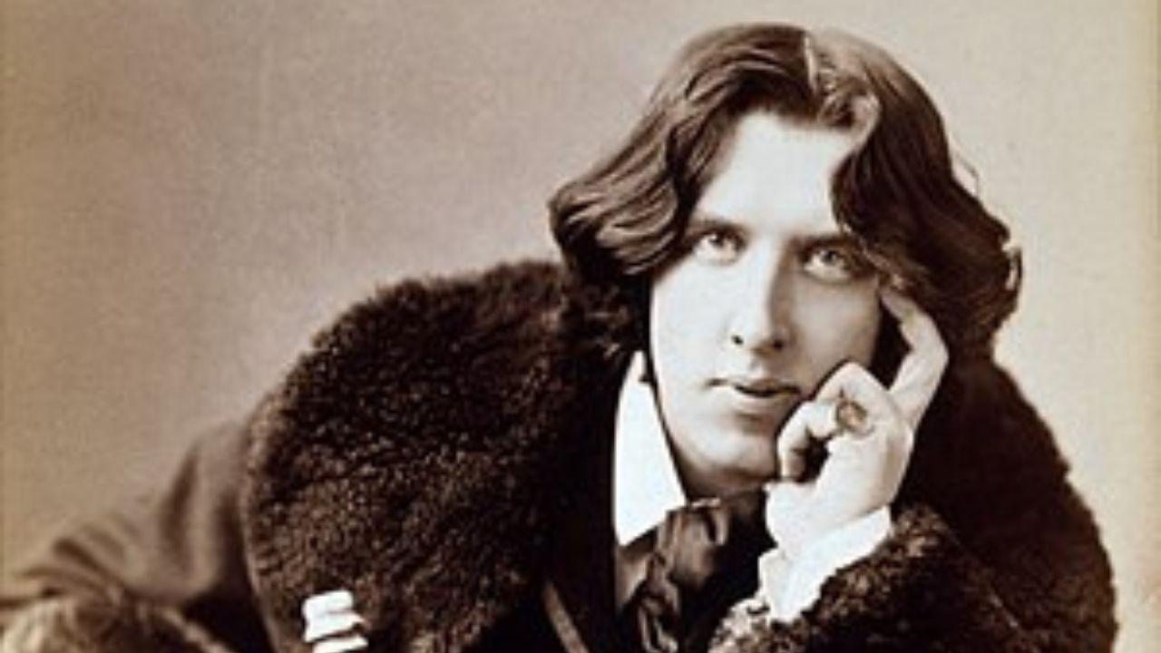 Al queer non si comanda (e la società è più libera): da Oscar Wilde ai giorni nostri, il dibattito politico e sociale
