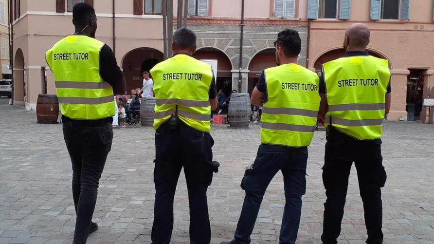 Due agenti in più e 10 street tutor: ecco dove li vuole mettere il Comune