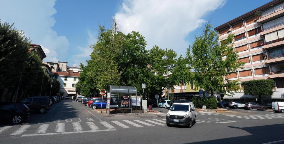 
	Piazza XX Settembre (foto Nucci)

