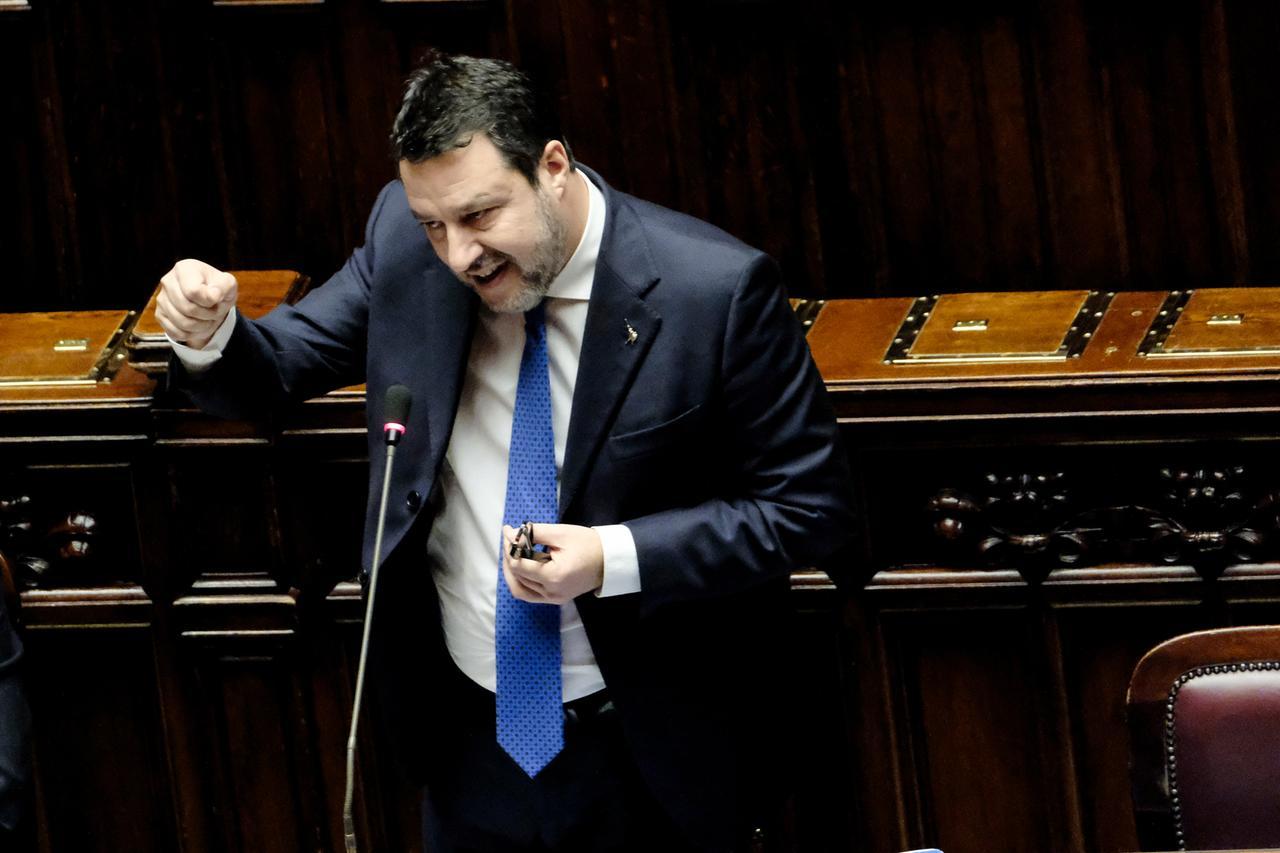 Matteo Salvini querela l’ex sindaco Costa e verrà in tribunale a Reggio Emilia