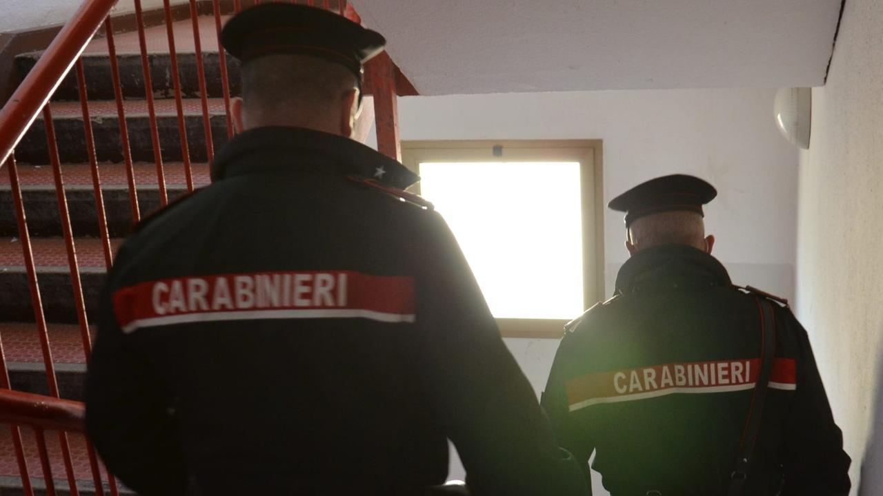 Evade dagli arresti domiciliari: finisce in carcere l’autore di una truffa da 100mila euro