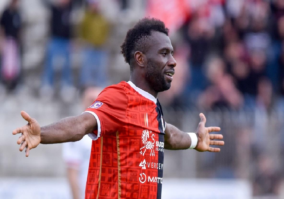 
	Adama Diakite, attaccante della Torres

