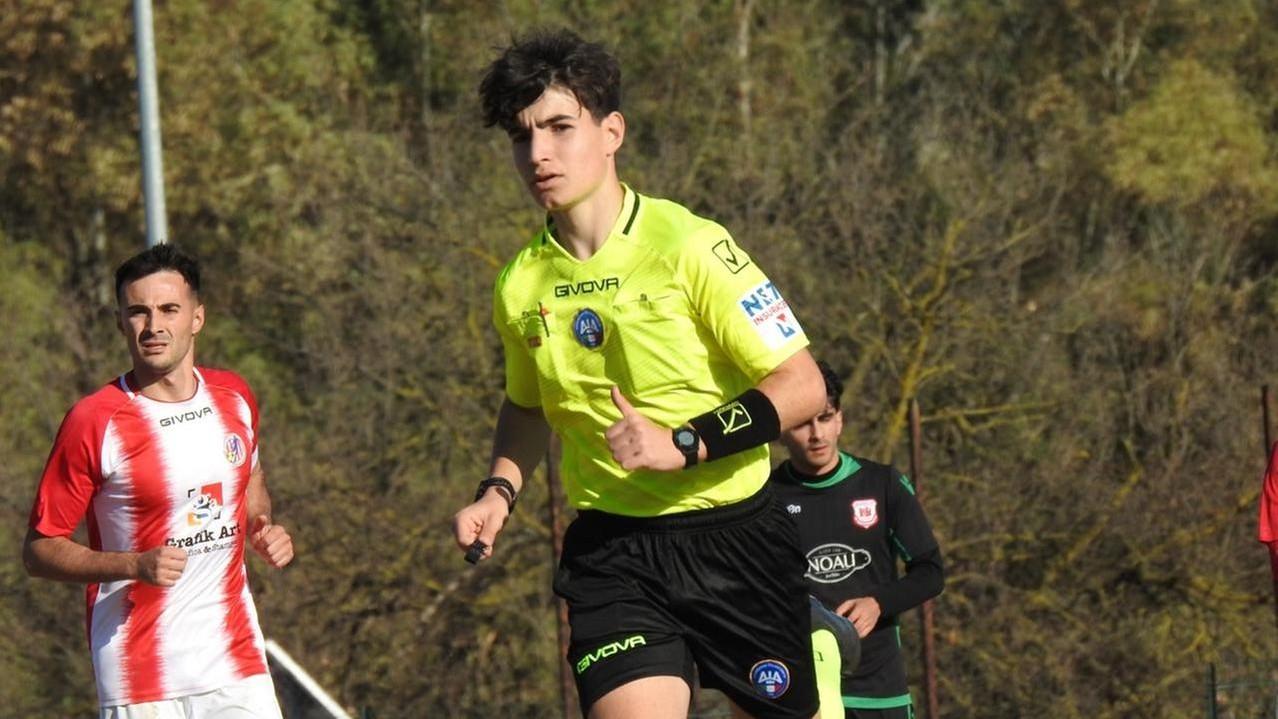 Dalla Seconda categoria alla Danimarca, il sogno dell’arbitro-studente Nicola Mascia