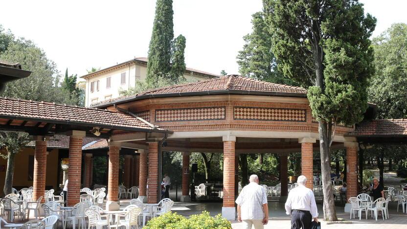 Camere di albergo alle Terme di Montecatini. L’ex sindaco: «L’avevamo già previsto noi»