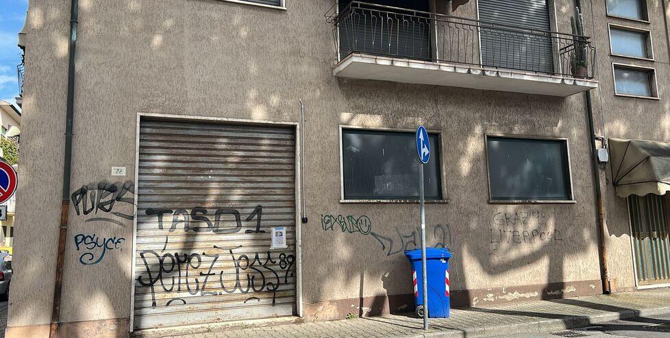 
	La ex vetreria di via delle Catene, angolo via Burlamacchi

