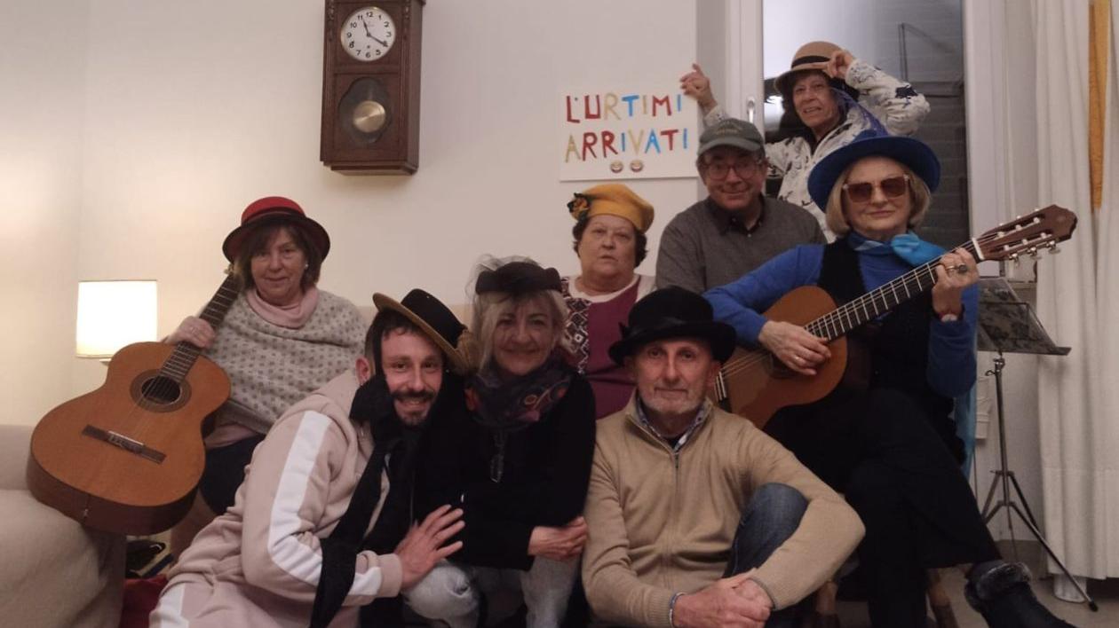 A Livorno il varietà di scenette in vernacolo con “L’urtimi arrivati”