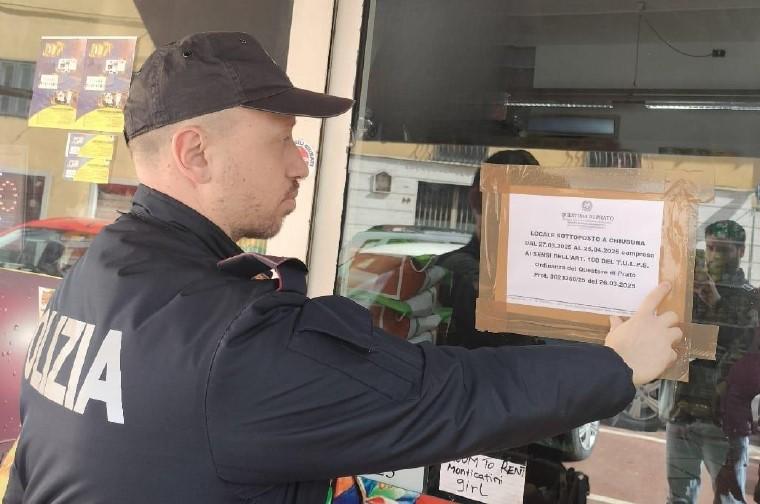 Prato, la Questura chiude un negozio di alimentari per 30 giorni