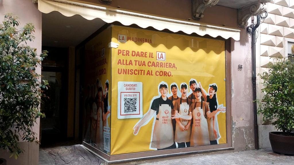 Lavori in corso per l'apertura della Piadineria