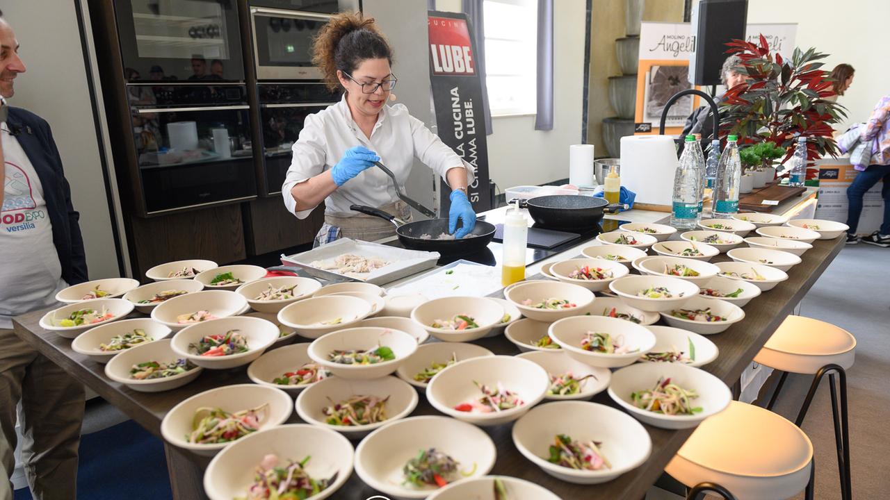 Uno show cooking a Food Expo Versilia (foto FoodExpo)