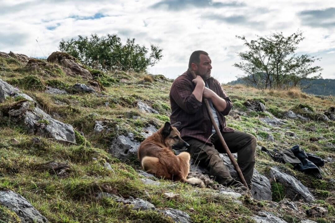 “As bestas” all’Ariston di Bitti,  dibattito sulla “terra della discordia”