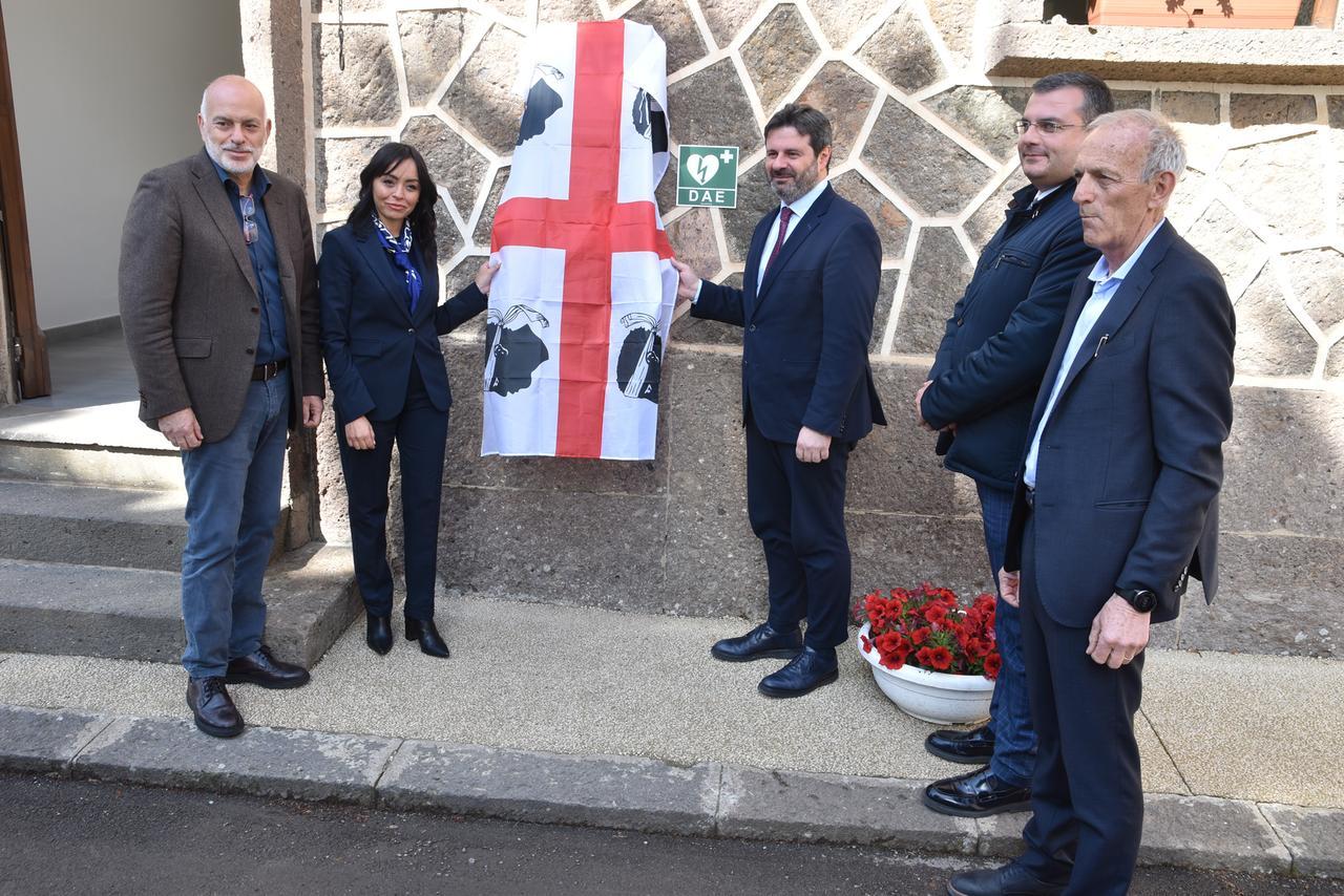 Il cimitero di Sassari è cardioprotetto: installati due defibrillatori
